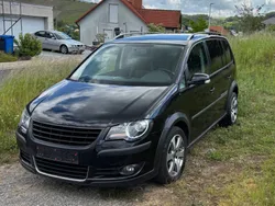VW Touran Cross