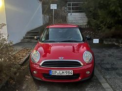 Rot Gebraucht 2011 Mini ONE Kleinwagen | 4.250 € (Fairer Preis)