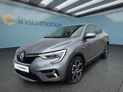 Grau Gebraucht 2022 Renault Arkana SUV | 24.599 € (Fairer Preis)