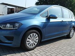 Blau Gebraucht 2015 VW Golf VII Trendline Limousine | 11.250 € (Fairer Preis)