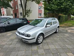 Silber Gebraucht 2002 VW Golf IV Limousine | 900 € (Superpreis)