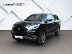 Schwarz Gebraucht 2017 Ssangyong Rexton Sapphire SUV | 18.490 € (Superpreis)