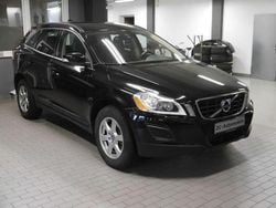 Grau Gebraucht 2013 Volvo XC60 Momentum SUV | 8.950 € (Fairer Preis)