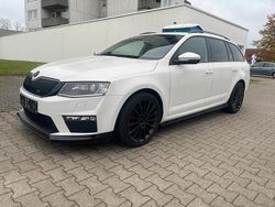 Weiß Gebraucht 2016 Skoda Octavia Ambiente Kombi | 9.900 € (Guter Preis)