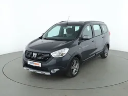 Grau Gebraucht 2021 Dacia Lodgy Stepway Van / Kleinbus | 17.370 € (Fairer Preis)