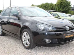 Schwarz Gebraucht 2012 VW Golf VI Style Kombi | 7.450 € (Etwas zu teuer)