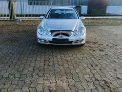 Grau Gebraucht 2007 Mercedes E280 Kombi | 4.499 €