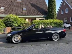 Schwarz Gebraucht 2011 BMW 335 Cabriolet Sport Line Cabrio | 22.990 € (Etwas zu teuer)