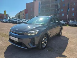 Grau Gebraucht 2023 Kia Stonic SUV | 18.990 € (Guter Preis)