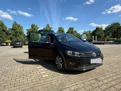 Schwarz Gebraucht 2017 VW Golf Sportsvan Sound Van / Kleinbus | 11.750 € (Fairer Preis)