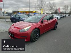 Rot Gebraucht 2022 Tesla Model 3 Performance Limousine | 31.200 € (Fairer Preis)