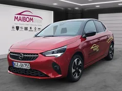 Lackierung peperoncino red (metallic) Gebraucht 2023 Opel Corsa-e Elegance Kleinwagen | 21.945 € (Fairer Preis)