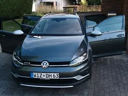 Grau Gebraucht 2017 VW Golf Alltrack Kombi | 16.300 € (Guter Preis)