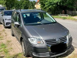 Grau Gebraucht 2008 VW Touran Van / Kleinbus | 6.200 € (Teuer)