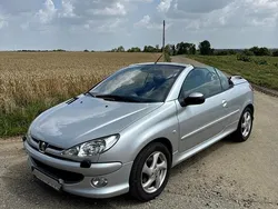 Grau Gebraucht 2006 Peugeot 206 CC Cabrio | 2.100 € (Guter Preis)