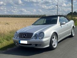 Silber Gebraucht 2002 Mercedes CLK230 Avantgarde Cabrio | 9.990 € (Teuer)