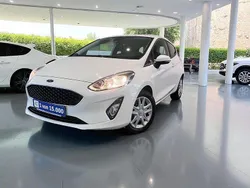 Weiß Gebraucht 2018 Ford Fiesta Cool & Connect Kleinwagen | 10.950 € (Fairer Preis)