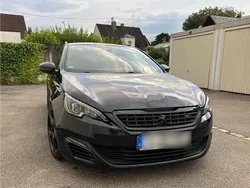 Schwarz Gebraucht 2017 Peugeot 308 GT Kombi | 9.999 €