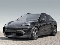 Schwarz Neu 2025 Porsche Macan SUV | 123.387 €