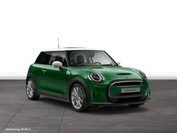 British racing green iv Gebraucht 2024 Mini Cooper SE Kleinwagen | 29.000 €