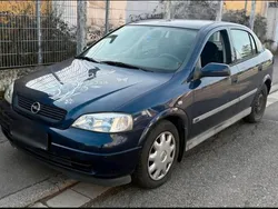 Blau Gebraucht 2000 Opel Astra Limousine | 1.799 €