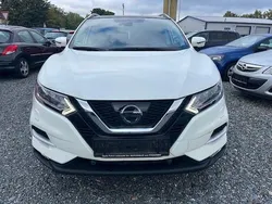 Weiß Gebraucht 2017 Nissan Qashqai N-Connecta SUV | 11.500 € (Superpreis)
