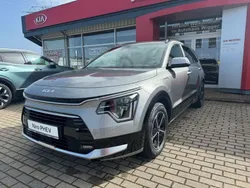 Grau Gebraucht 2024 Kia Niro Spirit SUV | 36.990 € (Guter Preis)