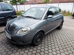 Blau Gebraucht 2008 Lancia Ypsilon Kleinwagen | 4.000 € (Teuer)