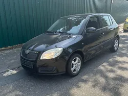 Schwarz Gebraucht 2009 Skoda Fabia Cool Edition Limousine | 2.999 € (Fairer Preis)