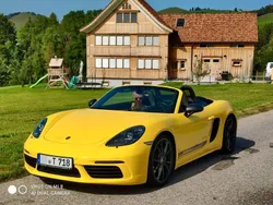 Gelb Gebraucht 2019 Porsche 718 Boxster T Cabrio | 59.900 €