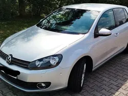 Silber Gebraucht 2011 VW Golf VI Comfortline Limousine | 9.950 € (Teuer)