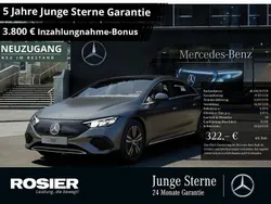 Grau / selenitgrau (metallic) Gebraucht 2024 Mercedes EQE300 Advanced Plus Limousine | 46.400 €