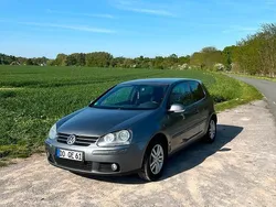 Grau Gebraucht 2008 VW Golf V Kleinwagen | 2.490 € (Fairer Preis)