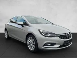 Silber Gebraucht 2017 Opel Astra Innovation Limousine | 10.799 € (Guter Preis)