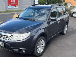 Grau Gebraucht 2013 Subaru Forester SUV | 16.400 €