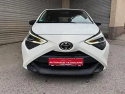 Weiß Gebraucht 2021 Toyota Aygo Cool Kleinwagen | 8.995 € (Fairer Preis)
