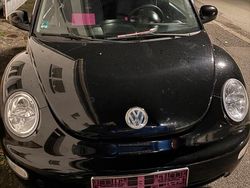 Schwarz Gebraucht 2001 VW Beetle Limousine | 750 € (Fairer Preis)