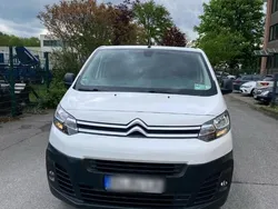 Weiß Gebraucht 2019 Citroën Jumpy Business Class Van / Kleinbus | 12.800 €