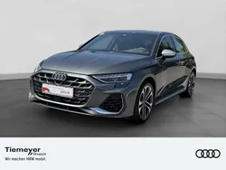 Grau Gebraucht 2024 Audi S3 Ambiente Limousine | 42.990 € (Superpreis)