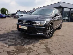 Deep black perleffekt Gebraucht 2017 VW Tiguan Comfortline SUV | 14.790 € (Guter Preis)