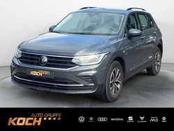 Grau Gebraucht 2022 VW Tiguan Life SUV | 24.990 € (Fairer Preis)