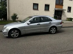 Silber Gebraucht 2005 Mercedes C220 Classic Limousine | 4.000 € (Fairer Preis)