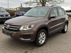 Toffeebraun metallic Gebraucht 2012 VW Tiguan Track & Field SUV | 12.200 € (Fairer Preis)