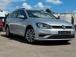 Silber Gebraucht 2018 VW Golf VII Comfortline Kombi | 11.800 € (Guter Preis)