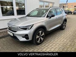 Silber Gebraucht 2022 Volvo XC40 Plus SUV | 31.890 € (Superpreis)