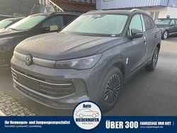 Delfingrau metallic Neu 2025 VW Tiguan Life SUV | 48.995 € (Superpreis)