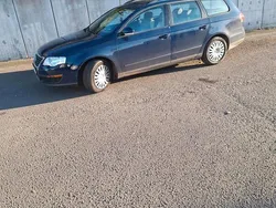 Blau Gebraucht 2006 VW Passat Kombi | 900 € (Superpreis)