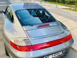Grau Gebraucht 2002 Porsche 911 Carrera 4S Coupé | 47.500 €