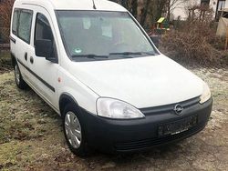 Weiß Gebraucht 2002 Opel Combo Van / Kleinbus | 1.999 € (Fairer Preis)