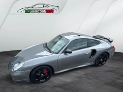 Grau metallic Gebraucht 2002 Porsche 996 Turbo Coupé | 59.880 €